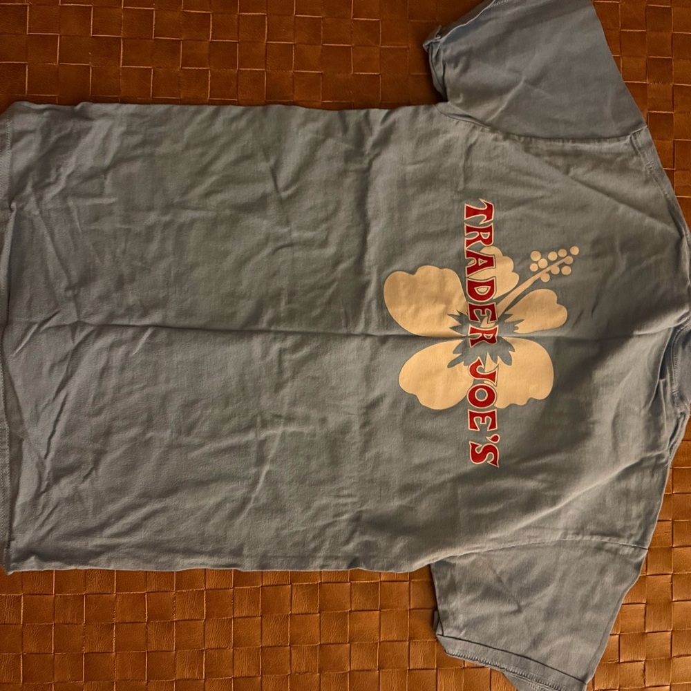 Trader Joe’s Light baby Blue Hibiscus Graphic T-Shirt